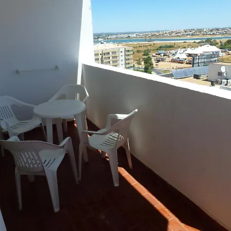 Apartamento T1- Da Rocha Com Piscina -segunda Linha