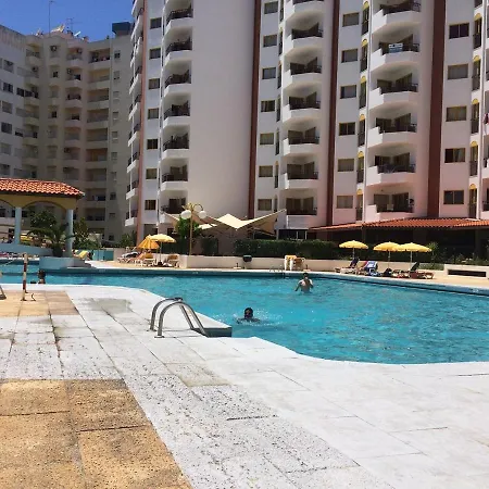 T1- Da Rocha Com Piscina -segunda Linha Portimão